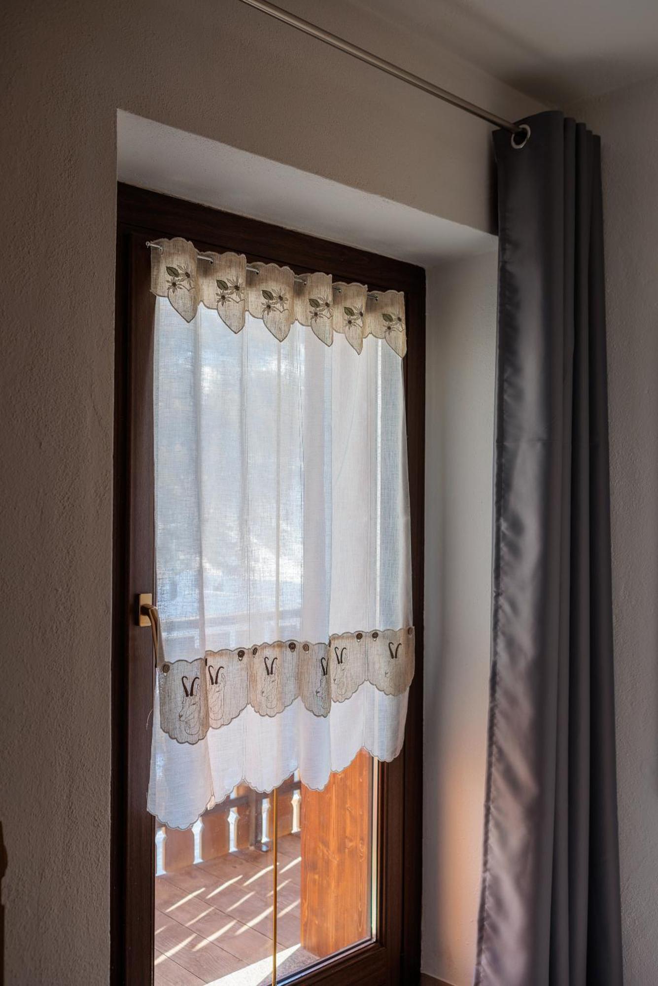 ליביניו Apartment Il Nocciolo מראה חיצוני תמונה